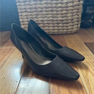 DONATED ! Beautiful chocolate brown heels